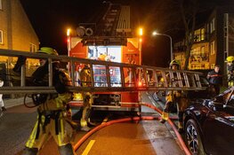 Brand in flat in Haarlem, rook in trappenhuis