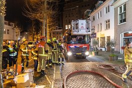 Brand aan Botermarkt in Haarlem: wasserette zwaar beschadigd