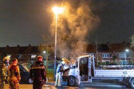 Auto in brand op Jan Gijzenkade in Haarlem