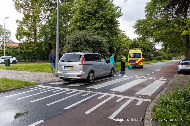 Bestuurder van fatbike gewond na botsing met auto