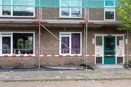 Windstoten: steigeronderdelen dreigen los te waaien in Haarlem