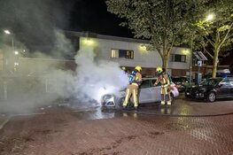 Opnieuw nachtelijke autobrand in Haarlem
