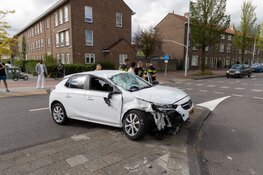 Flinke aanrijding op Prins Bernhardlaan in Haarlem