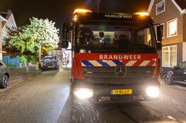 Bestelbus verwoest door brand, politie gaat uit van brandstichting