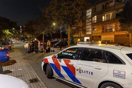 Scooterbestuurster gewond in Haarlem na botsing met auto
