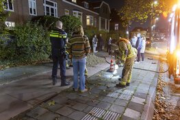 Hulpdiensten langdurig bezig met gaslucht in woning Rijksstraatweg