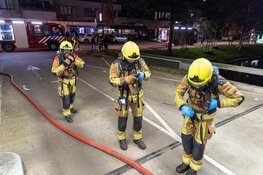 Brand in parkeergarage in Haarlem: twee auto's verwoest