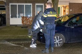 Autoinbreker word op heterdaad aangehouden in Haarlem