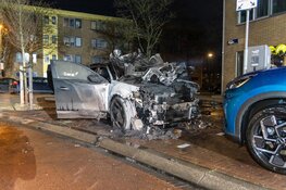 Opnieuw autobrand bij laadpaal in Haarlem