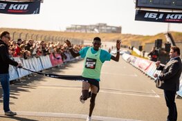 Zandvoort Circuit Run scheurt voorbij met sportieve en zonnige sfeer