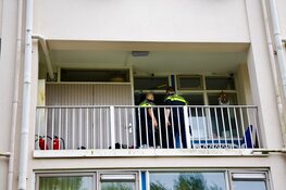 Vier woningen tijdelijk ontruimd bij woningbrand in Haarlem