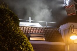 Gewonden en meerdere woningen ontruimd bij grote brand in Haarlem