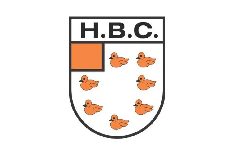 HBC heeft eerste zege binnen dankzij wereldgoal Van Ooijen