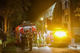 Veel rook bij brand in portiekwoning op Anthony Fokkerlaan in Haarlem