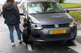 Schade na botsing op kruising in Heemstede