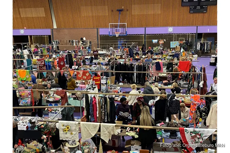 Vlooienmarkt in Heemstede – een dag vol koopjes, gezelligheid en verrassingen!