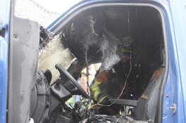 Bestelbus zwaar beschadigd na brand in Heemstede