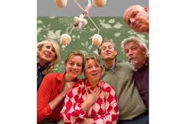 Moderne families in de spotlights: Theatergroep Eglentier speelt ‘Vier…’