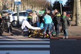 Voetganger gewond na aanrijding met auto