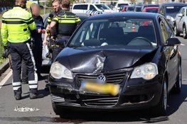 Ambulance met patiënt betrokken bij botsing met twee auto’s