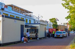 Persoon ernstig gewond na steekpartij op opvangschip in Haarlem