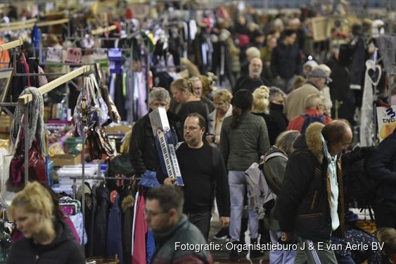 Super Snuffelmarkt in Haarlem op zondag 4 oktober